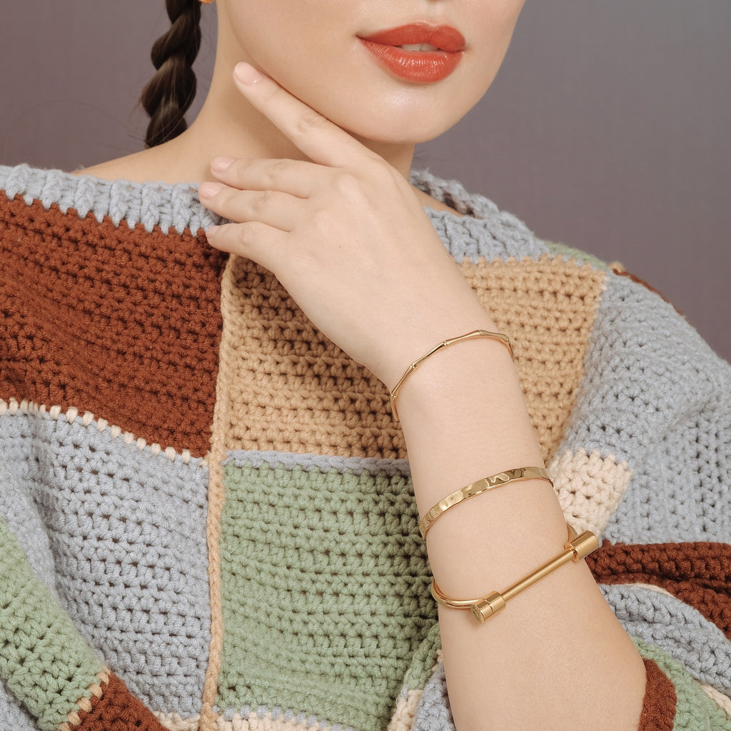 Fal Tiny Bangle (18K Gold Stainless Steel)